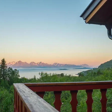 Natural Cabin Retreat * Senja