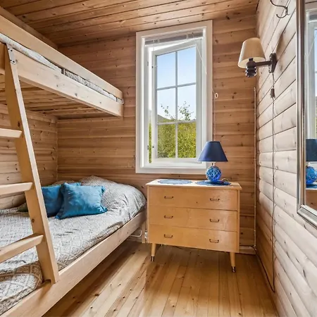 Natural Cabin Retreat